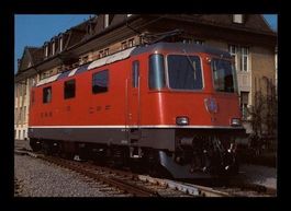 SBB Lokomotive Re 4/4 II (11178) in Bern (am 17.11.1983)