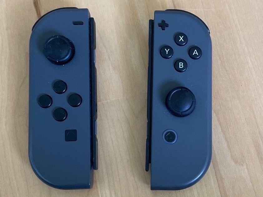 Nintendo Switch 2 Joycon Controller Grau inkl. Dock Kaufen auf Ricardo