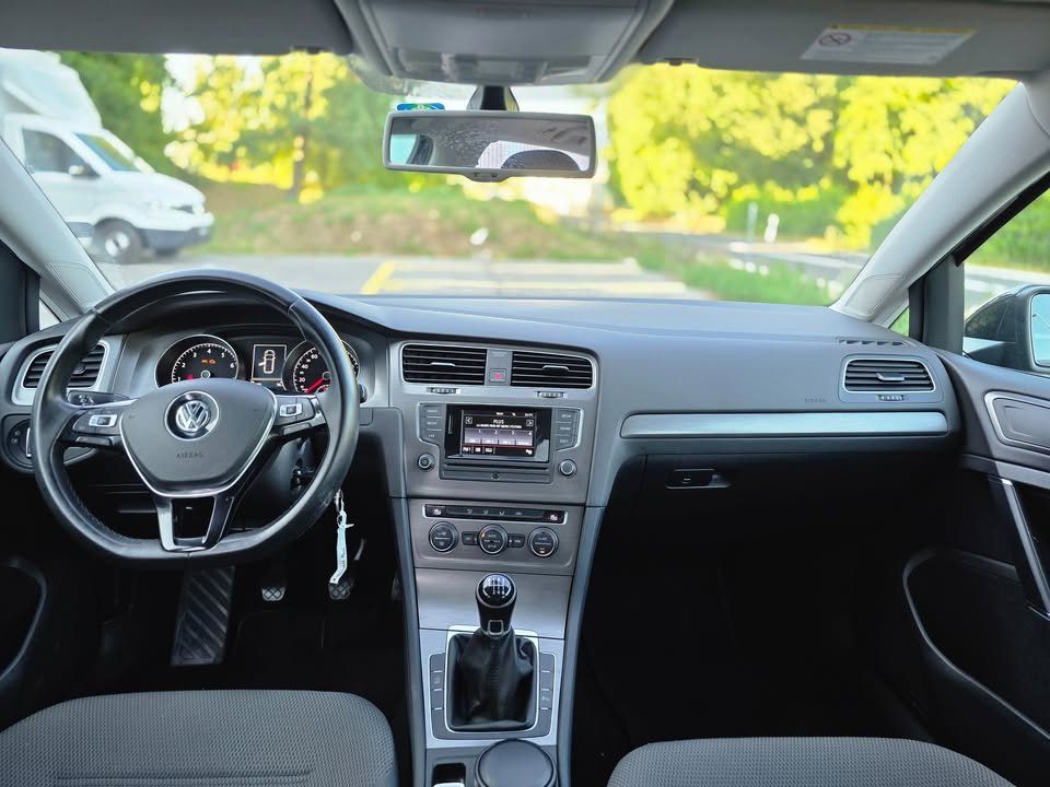 VW Automobili: VW Golf VII Var. 1.4 TSI – Usato da Crissier venduto da vim_r8qn 3
