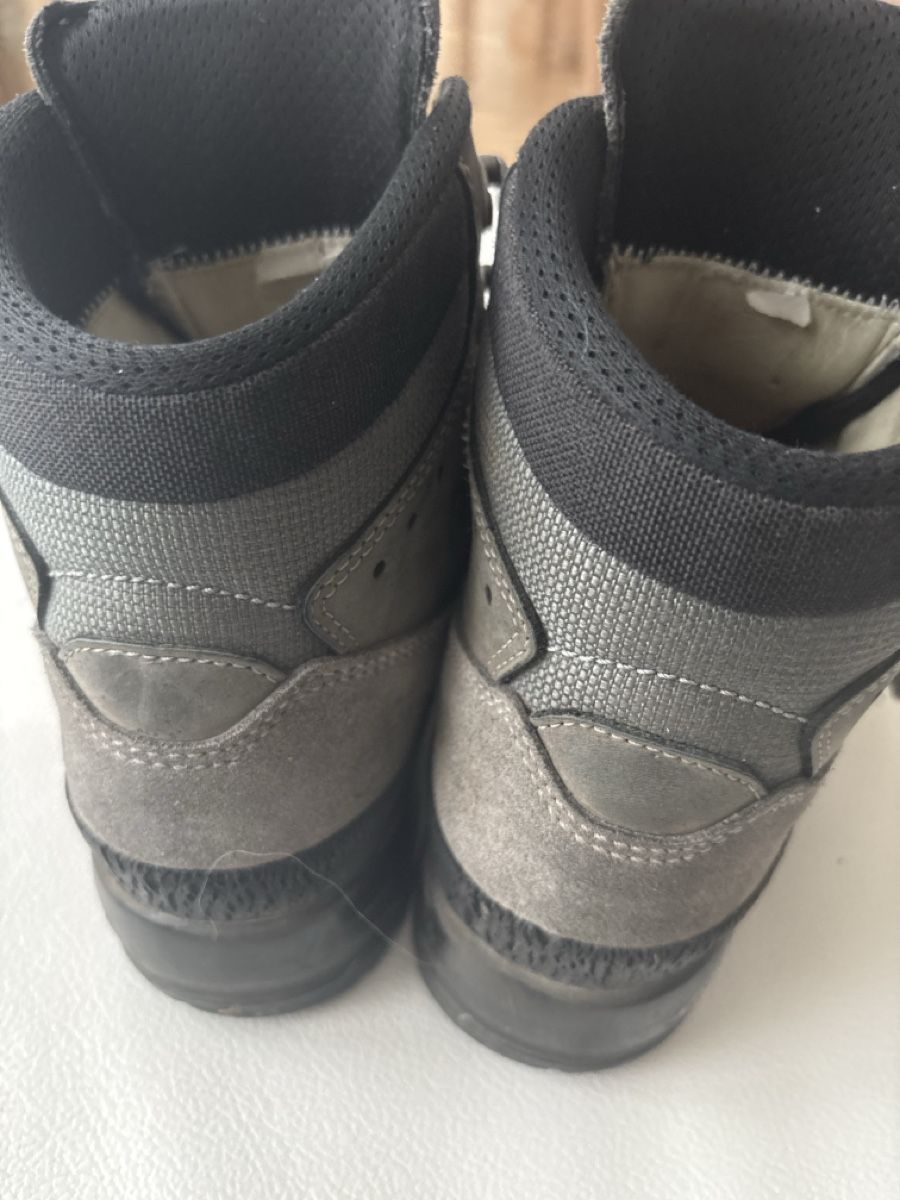 Lowa Scarpe da donna: Lowa Wanderschuhe gr.6 – Usato da langenthal venduto da rundholz7 4