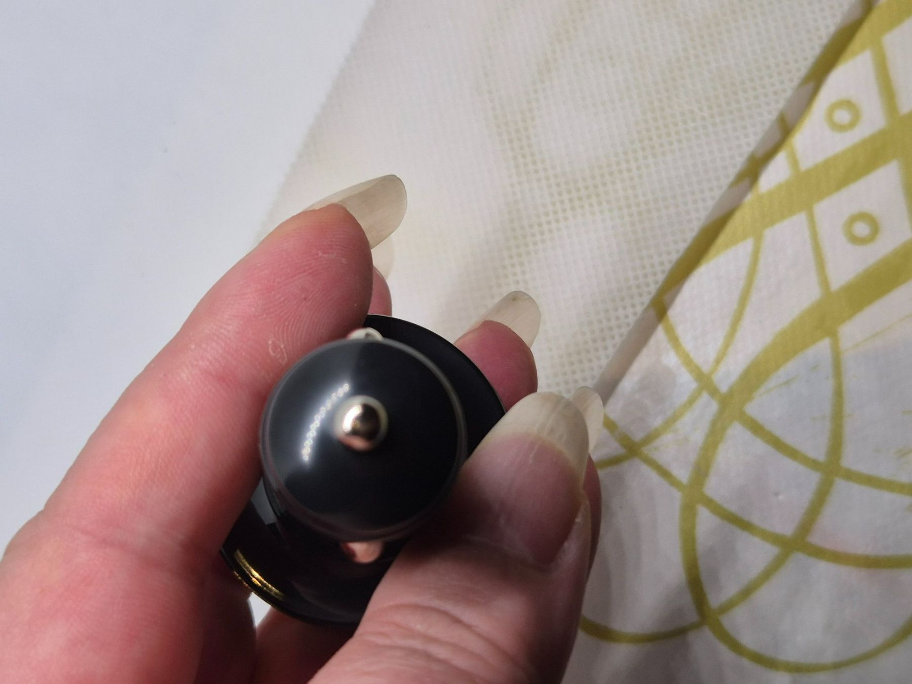Caricabatterie: 4-Port-USB-Ladegerät mit LED-Anzeige – Nuovo e nell'imballaggio originale da Losone venduto da bal_gfp6 6