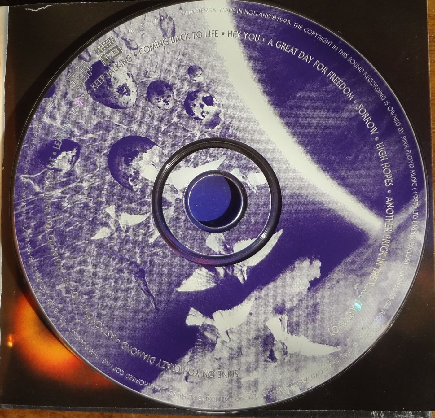 CDs: CD ALBUM PINK FLOYD - PULSE (2 CD) – Gebraucht aus St. Margrethen SG von  1