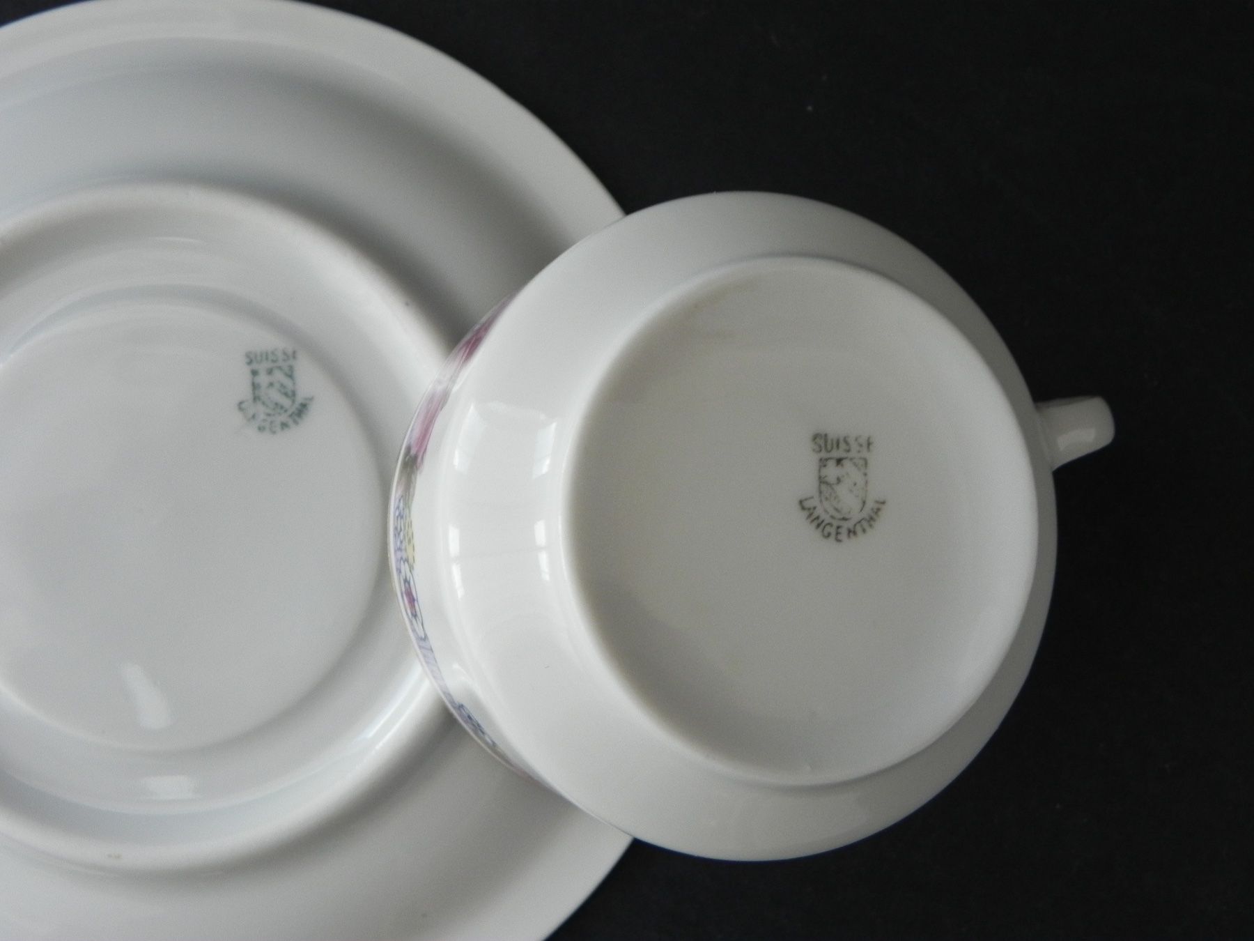 Tasses: Uraltes farbenfrohes Espressoset von Langenthal – D'occasion à Zürich par LodgE-21 2