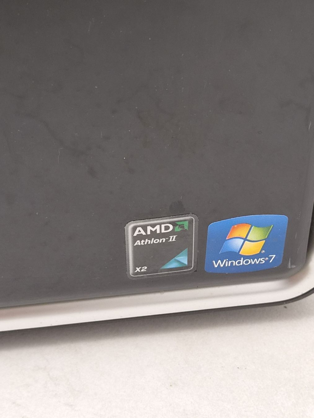 Dell PC: DELL INSPIRON 570 PC. AMD Athlon II X2 – Usato da SCHAFFHAUSEN venduto da Atami99 1