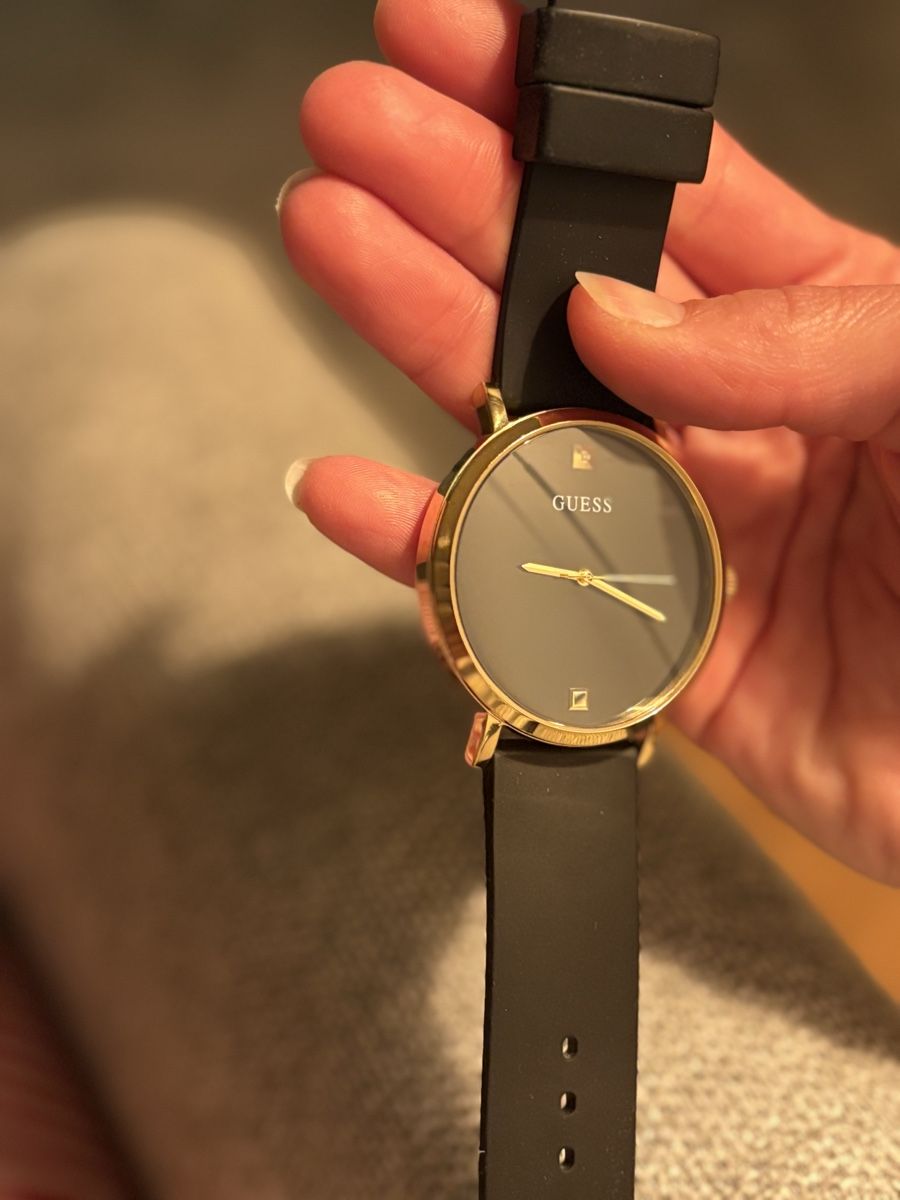 Guess Orologi: Guess montre – Usato da Attalens venduto da Skorpionica