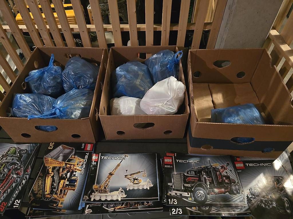 Spielzeuge: Lego Technik  – Gebraucht aus Langnau i. E. von dod_c7cz
