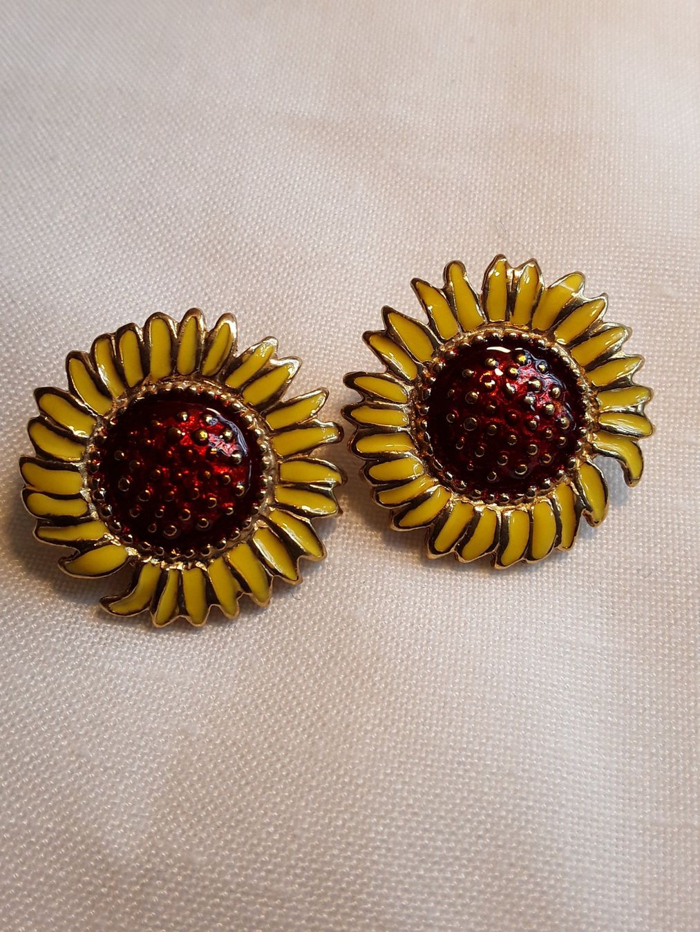Orecchini pendenti & Orecchini a lobo: Vintage Email Ohrclips Sonnenblumen – Usato da Zürich venduto da helsan 4