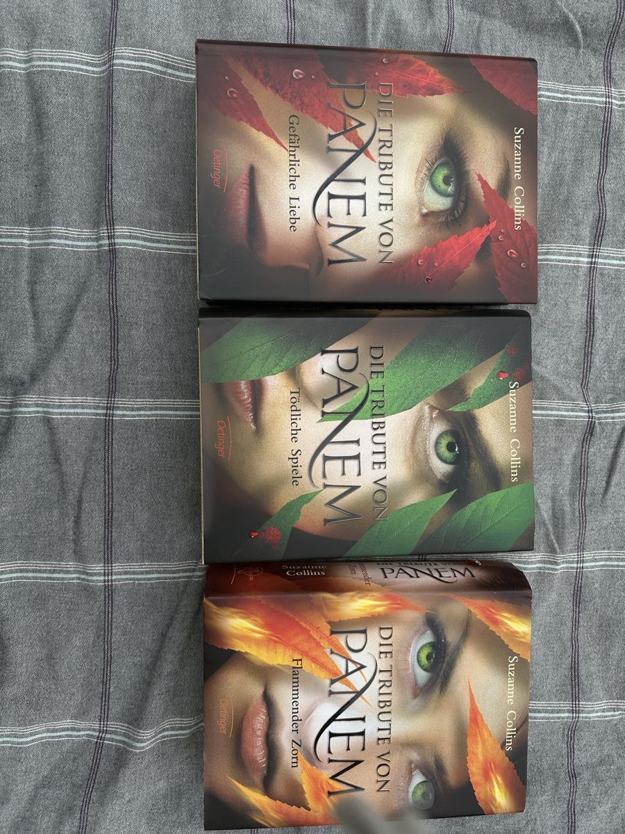 Libri: DIE TRiBUTE VON PANEM 3 Bücher – Usato da Uster venduto da bek_v2ct