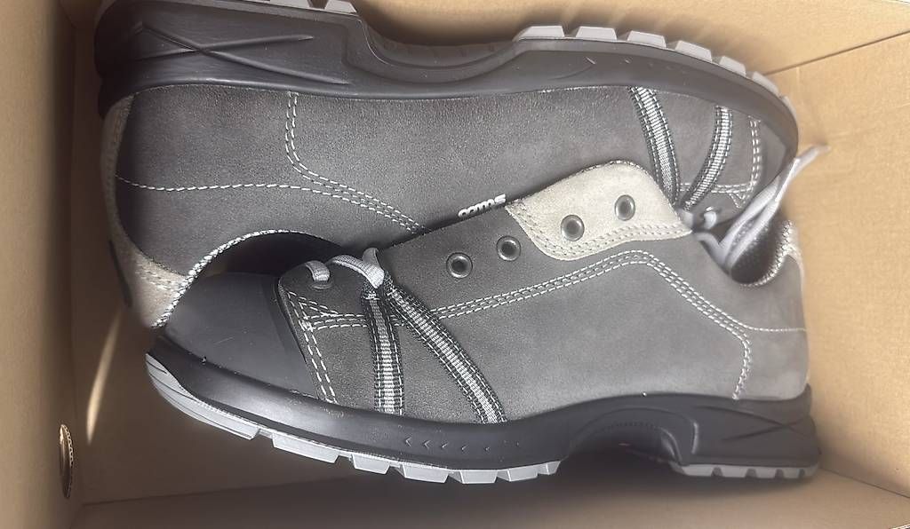 Herrenschuhe: Hiking grau S3, Sicherheitsschuh – Gebraucht aus Buchrain von kristina.jxc