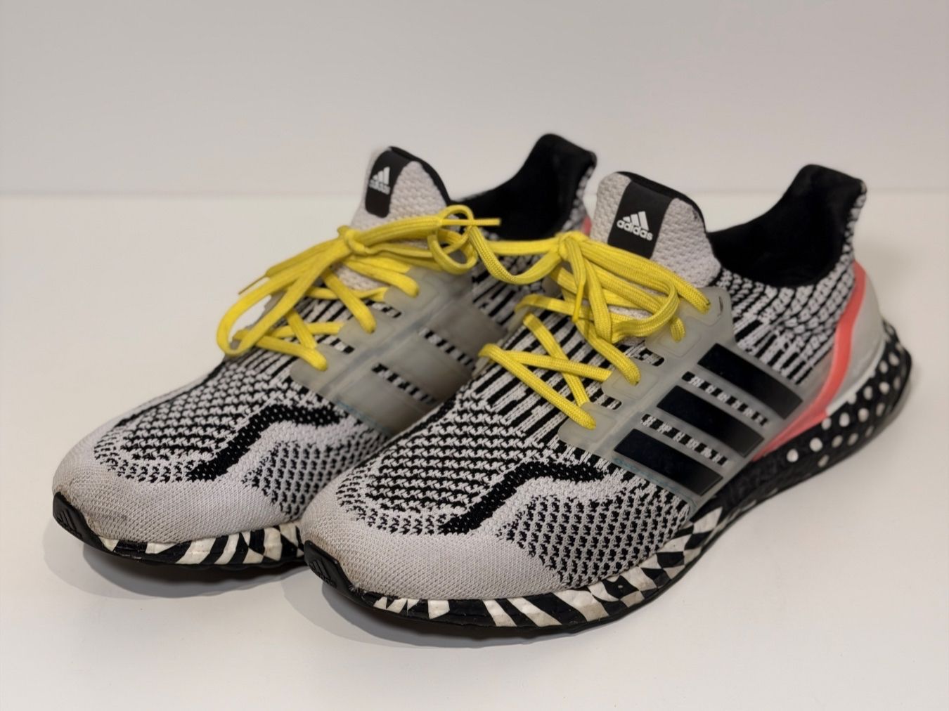 Adidas Chaussures hommes: Adidas Ultra Boost 5.0 Multi Pattern – D'occasion à Küsnacht ZH par Icon21 1