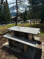 Gartentisch mit 2 Bänken