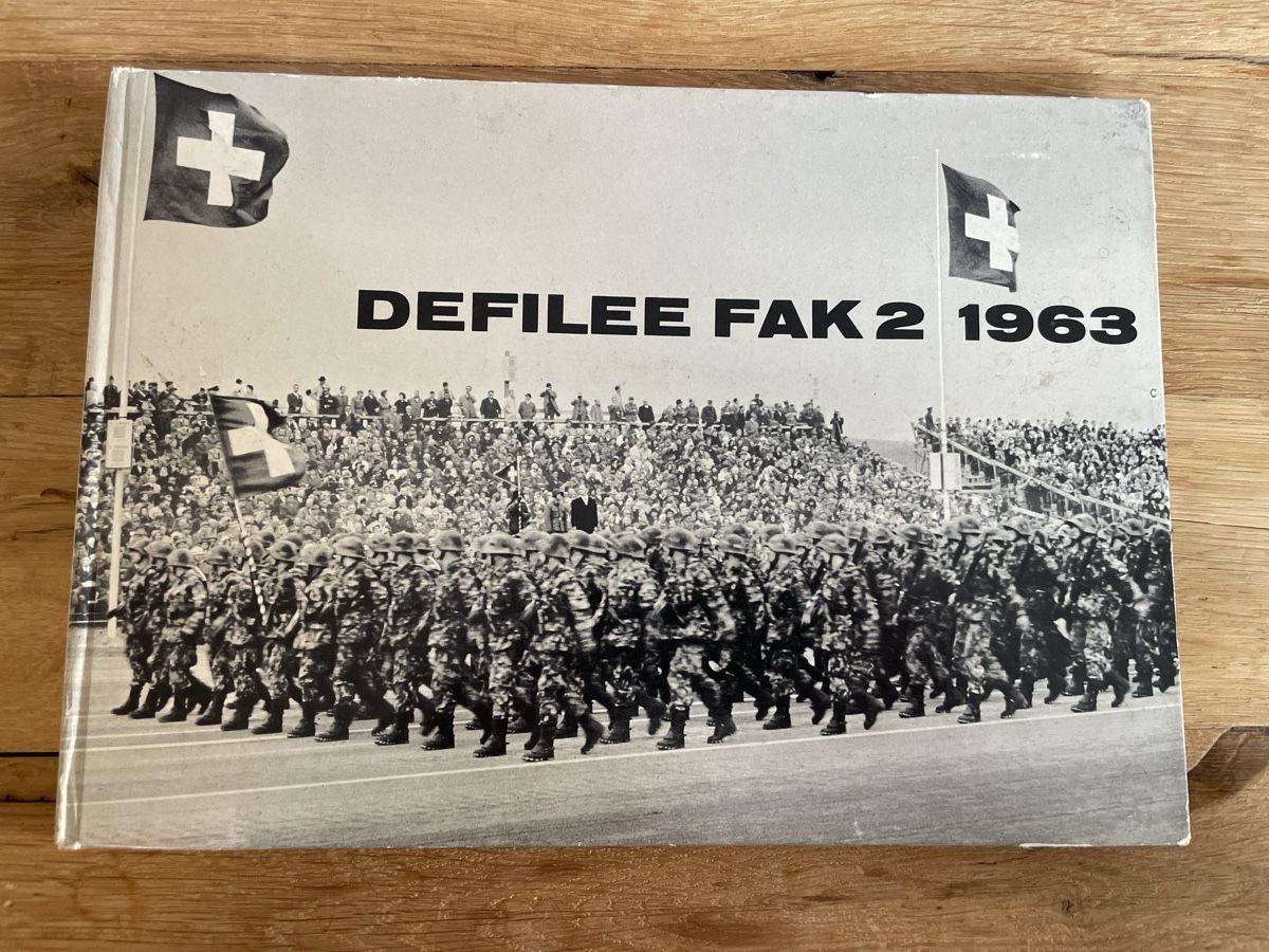Libri: Defilee Fak2 1963 Militär  – Usato da Winterthur venduto da cheerio97