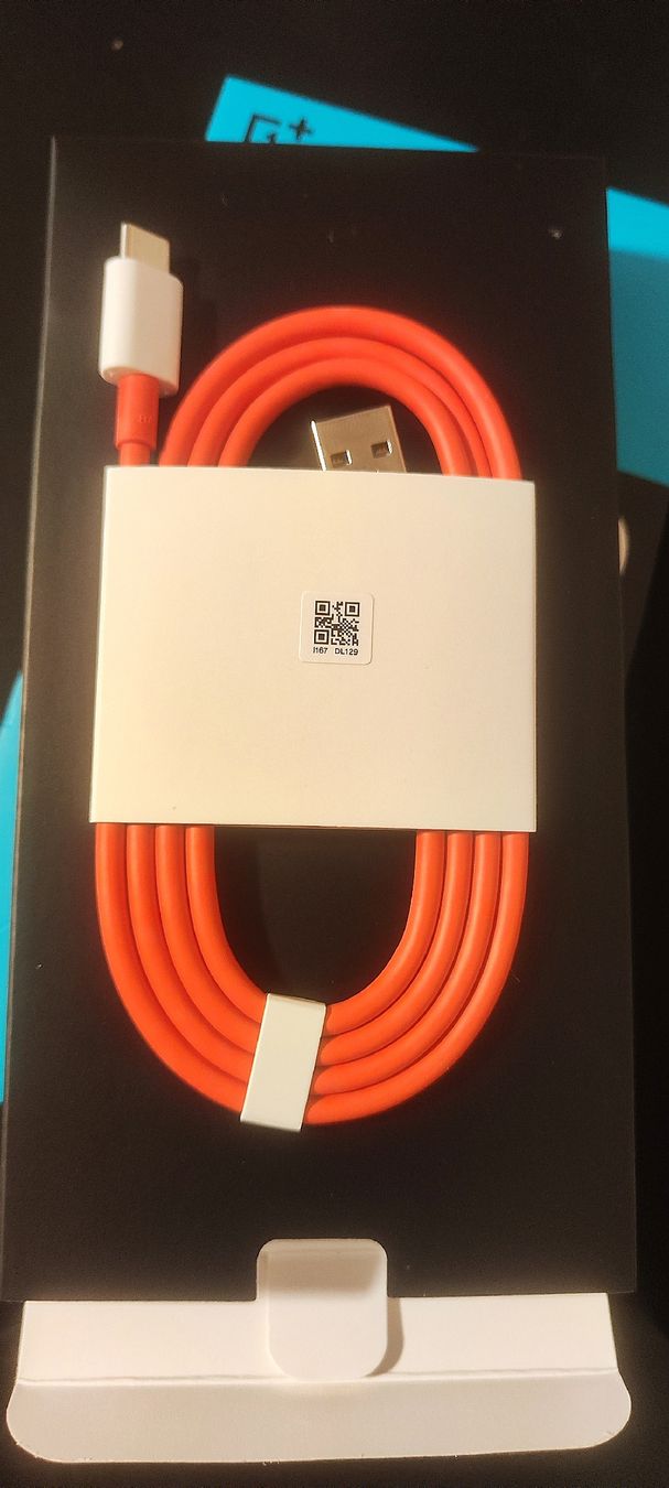 OnePlus Telefoni cellulari / Smartphones: OnePlus Nord CE5,  Model.. CPH2719.  07/2025 – Nuovo e nell'imballaggio originale da Beinwil am See venduto da sad_5hrz 8