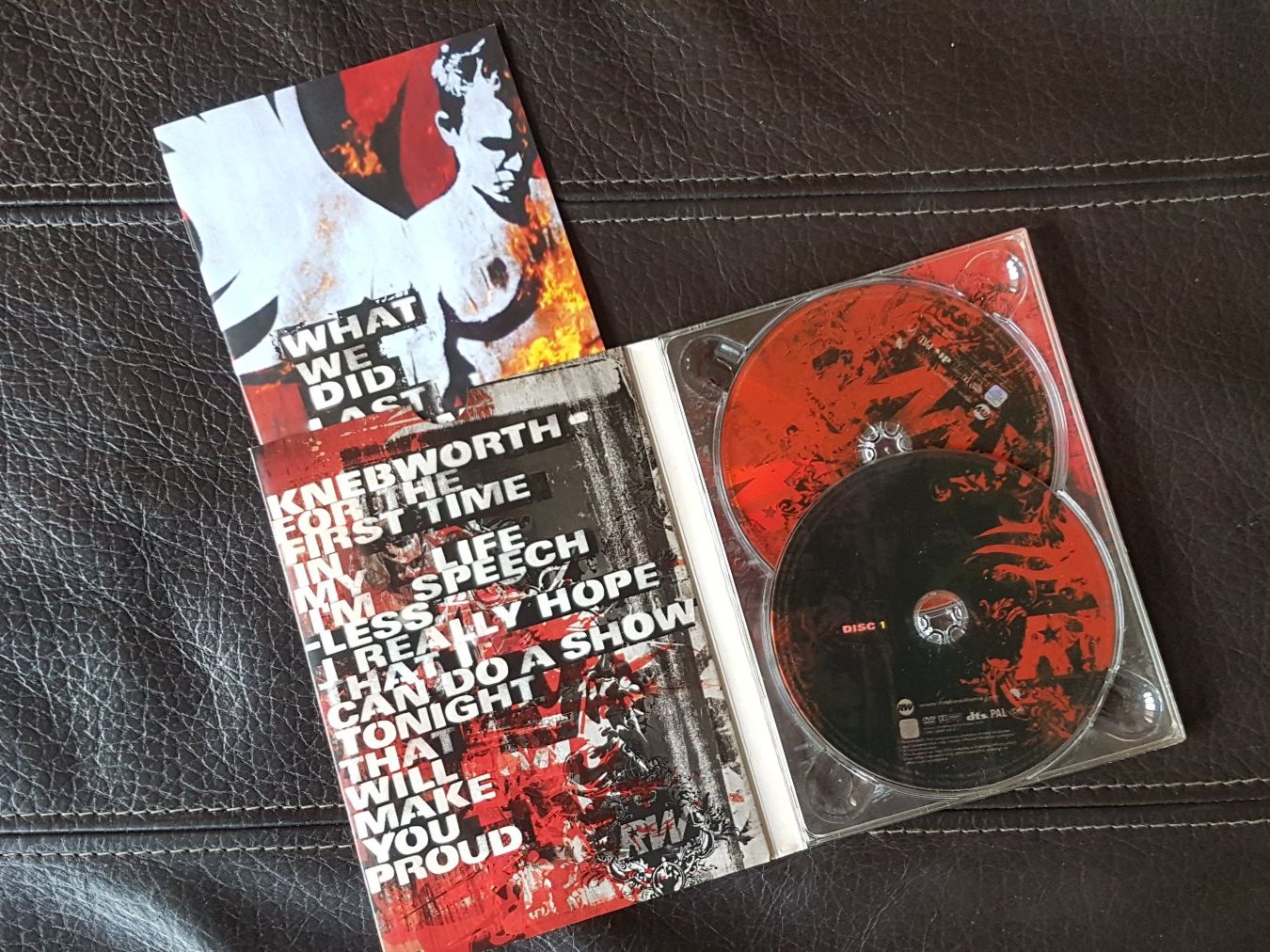 Tutti i DVDs: Robbie Williams - Live at Knebworth 2 DVD's – Usato da Bern venduto da 1sttimebandit 2