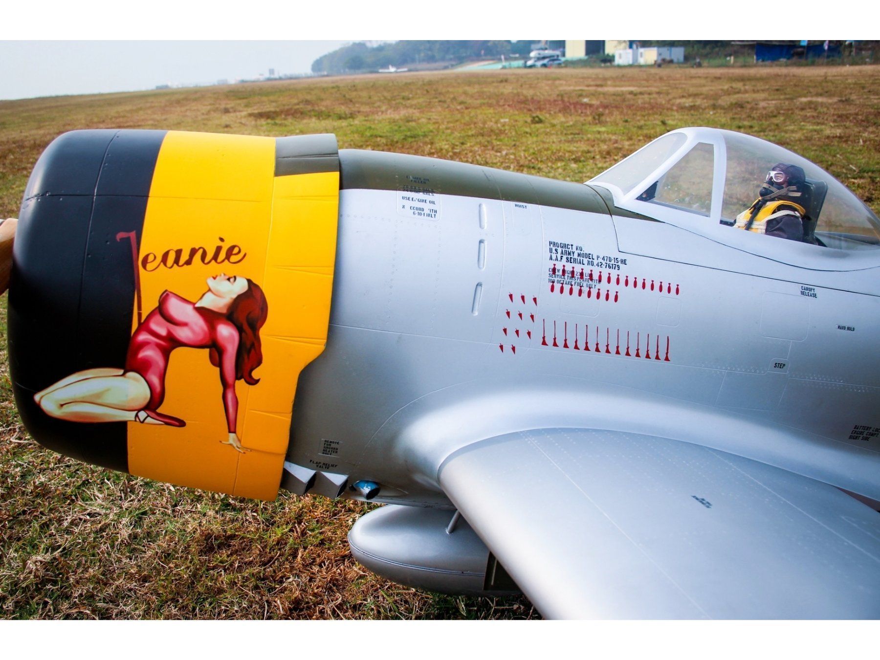 RC Modellbau: Full-Composite P-47D Thunderbolt Spw 2411mm ARF-Set Pilot-RC – Neu und originalverpackt aus Entlebuch von Hebu 4