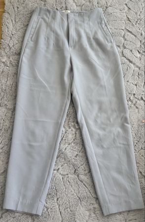 Pantaloni / 40