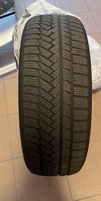 Altro in Scrittura & Disegno: Gomme invernali Continental  – Usato da Sorengo venduto da luc_bn68