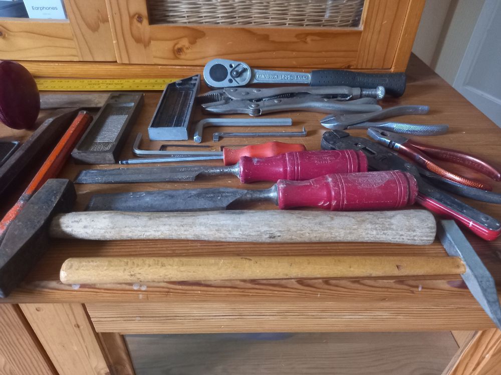 LOT WERKZEUG, TEILS ANTIK UND SPEZIELL | Kaufen auf Ricardo