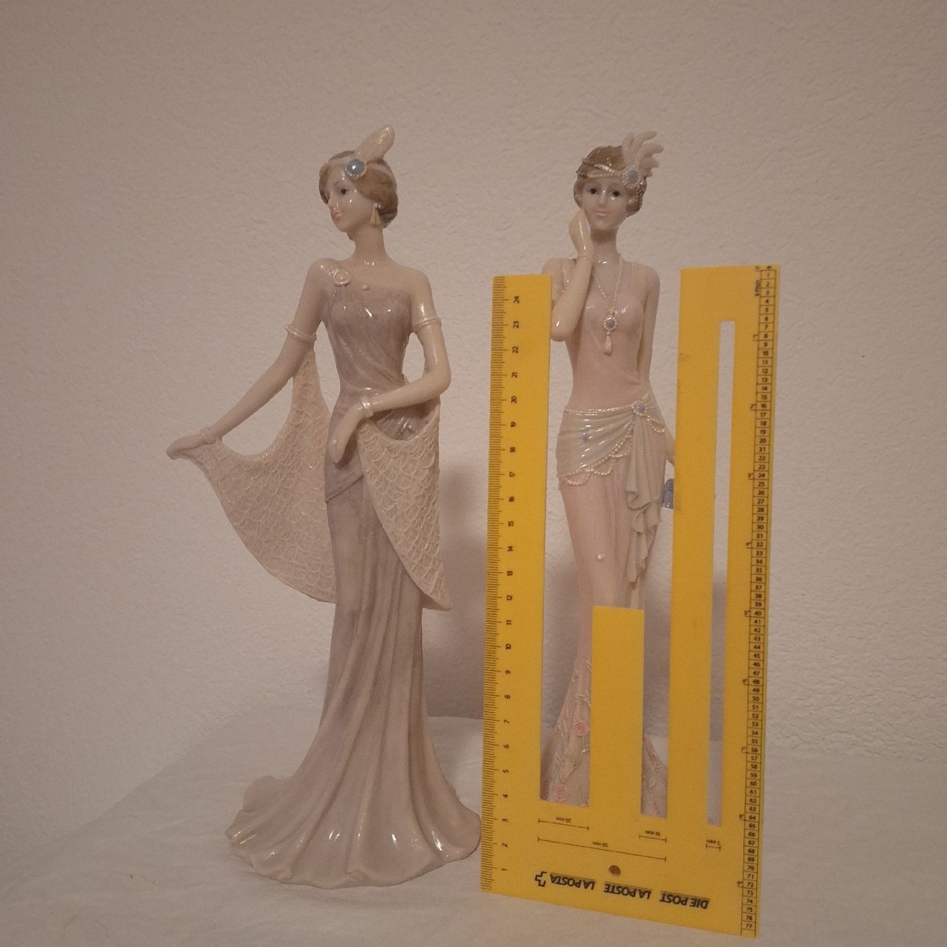 Figuren: 2 elegante Damen Figuren – Gebraucht aus Winterthur von Goldpipau 9