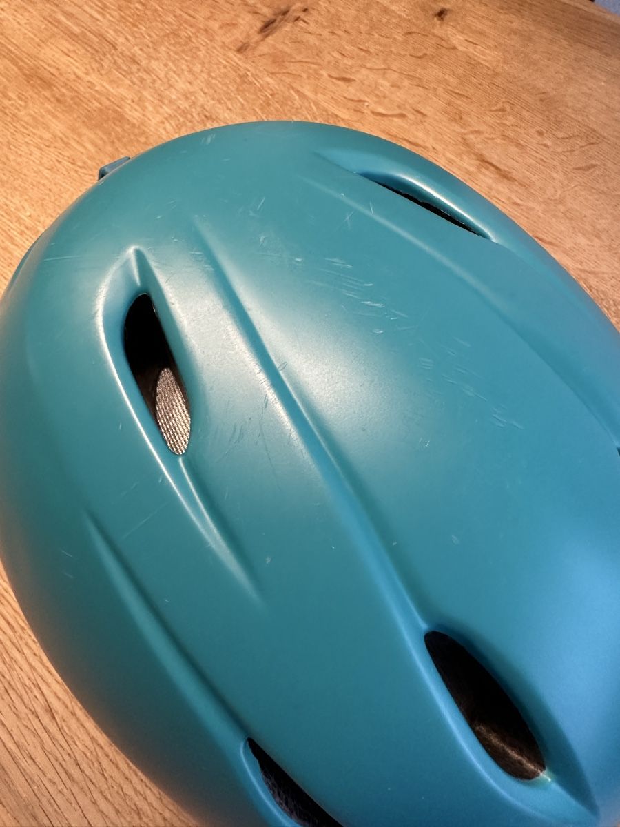 Giro Helme: Skihelm wenig gebraucht. Grösse 52-55cm – Gebraucht aus Watt von cla_w8t7 3