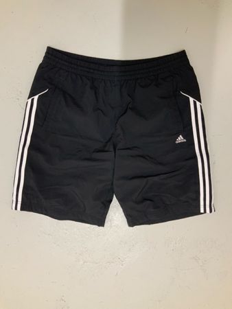 Herren Shorts Adidas schwarz Grösse L guter Zustand