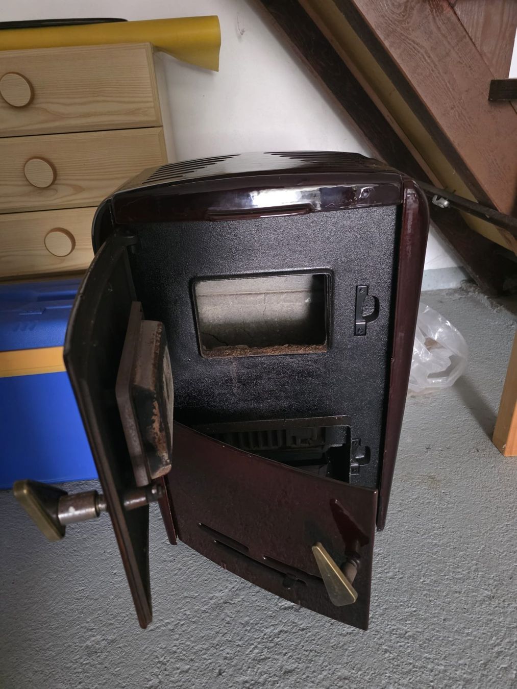 Altri mobili d'antiquariato: Kleiner Holzofen – Usato da Walde AG venduto da kar_k5tm