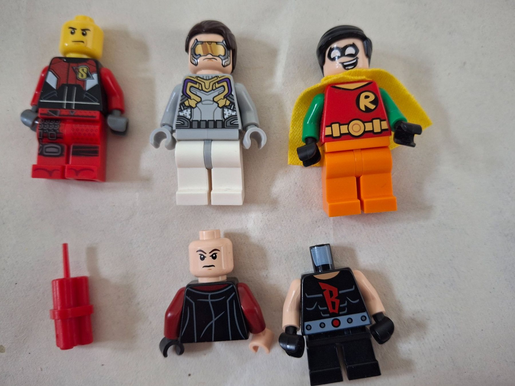 Lego Spielzeuge: Lego marvel figuren – Gebraucht aus Kölliken von art-deko