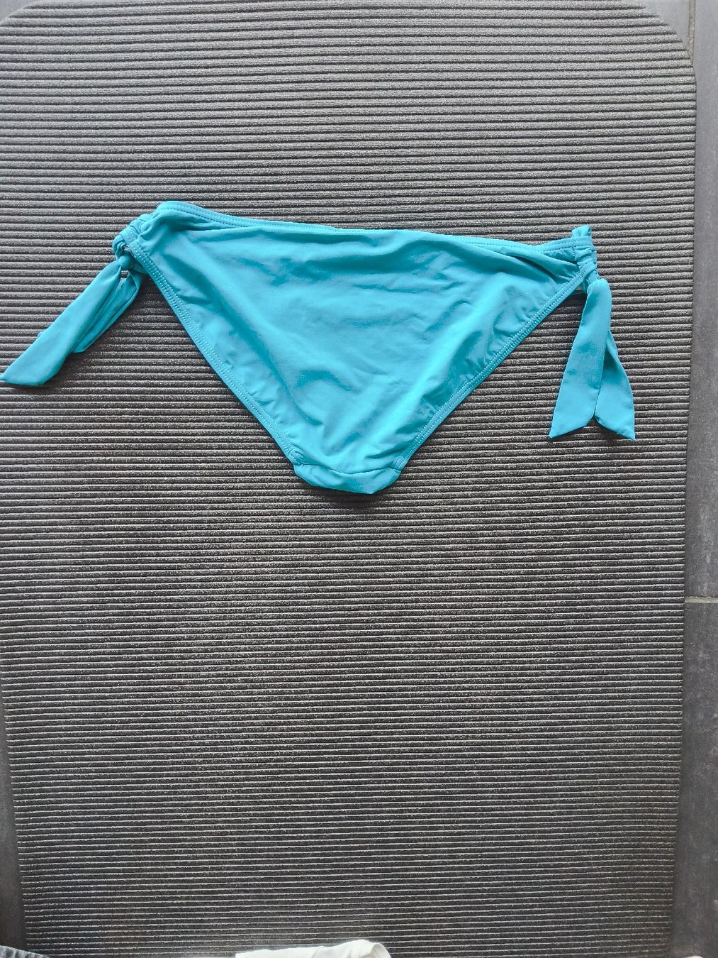 Costumi da bagno & Bikini: bas de bikini  Beach Panties taille M – Usato da Romont FR venduto da cat_j6ww