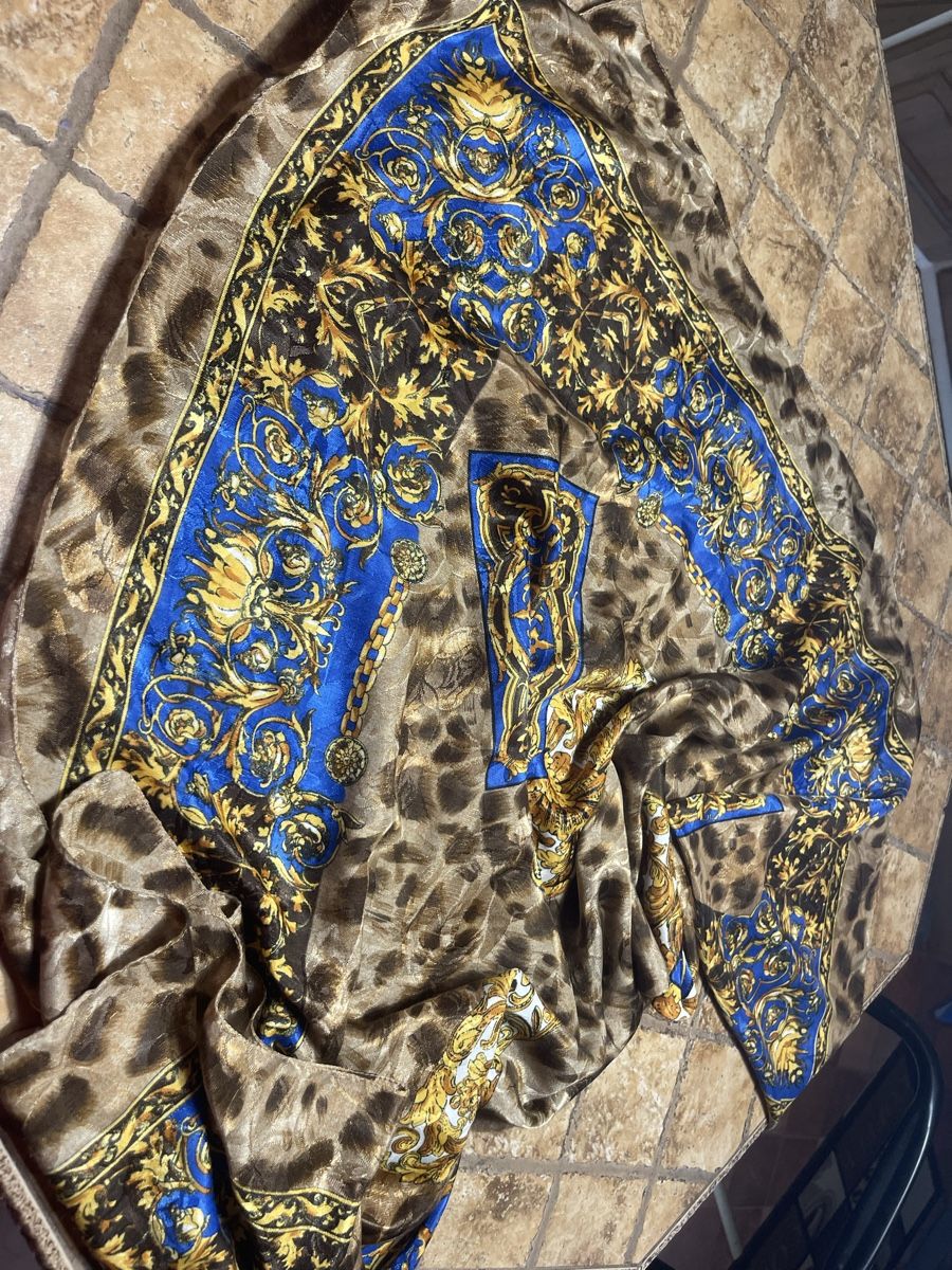 Foulards, Tücher & Schals: Sciarpa fantasia leopardata e barocca blu oro – Neu (gemäss Beschreibung) aus Gordevio von LanaZimm 6