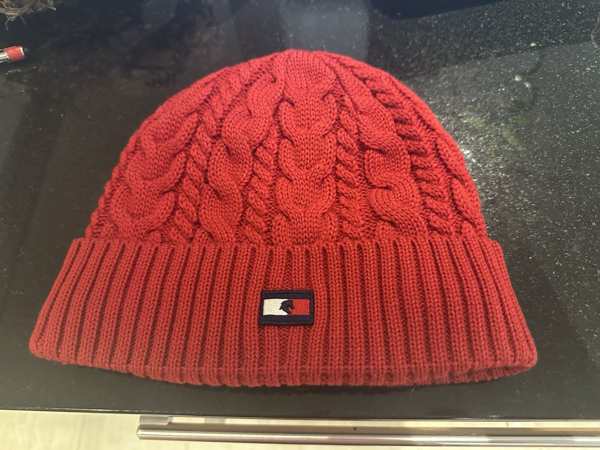 Tommy Hilfiger Hüte, Mützen & Caps: Tommy Hilfliger Mütze – Neu (gemäss Beschreibung) aus Niederwangen BE von 08_Diva