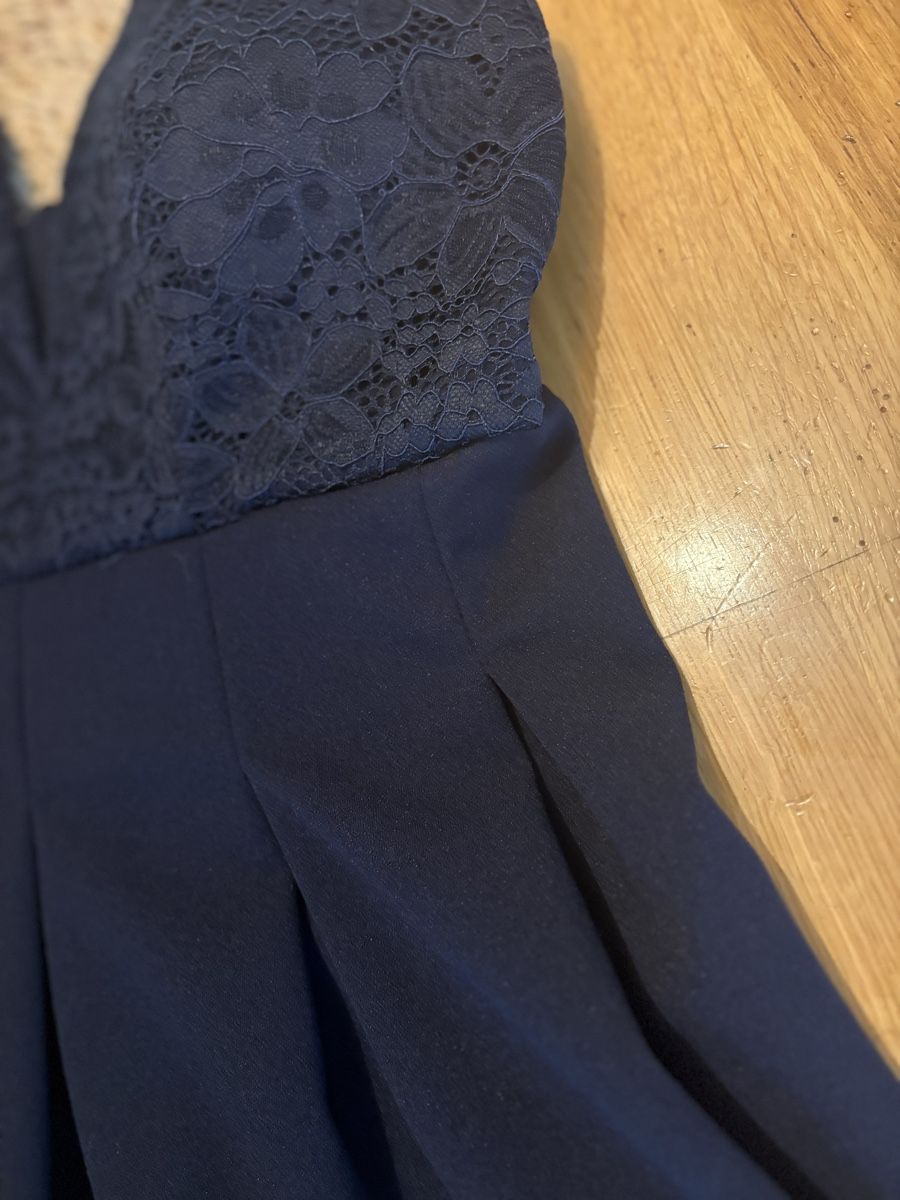 Wal G. Robes: Robe WalG Petite taille M – D'occasion à Attalens par Skorpionica
