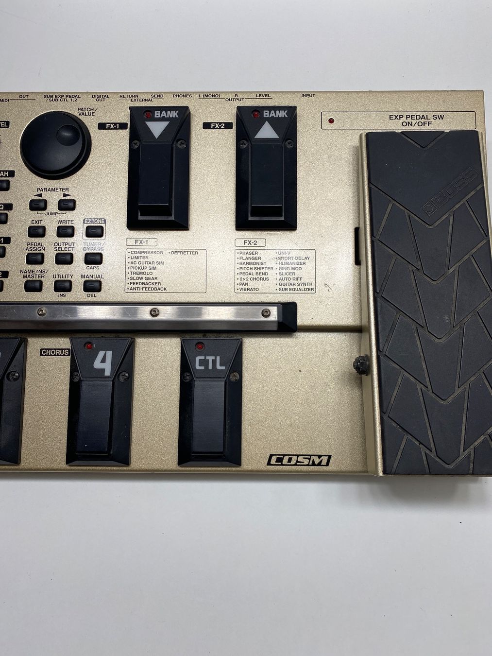 Boss Strumenti musicali: BOSS GT-6 guitar multi-effekt TOP ZUSTAND – Usato da La Chaux-de-Fonds venduto da E-broc 3