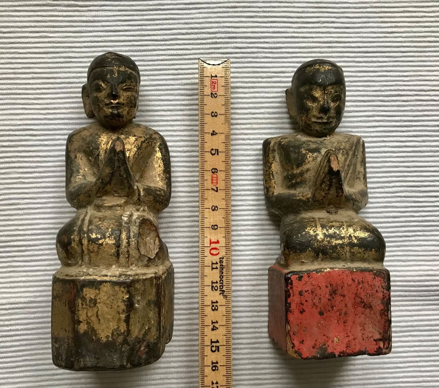 Statuette: Antike Holzfiguren, Adoranten – Usato da Basel venduto da nostanz 7