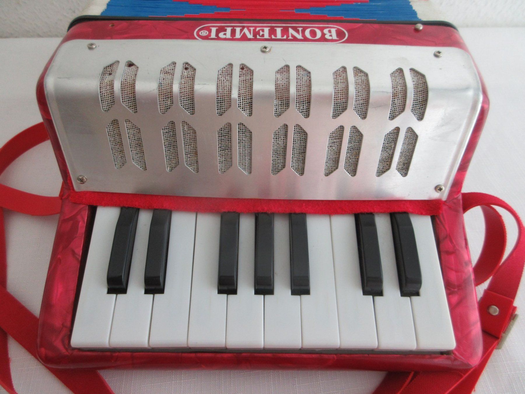 Bontempi Musikinstrumente: Kinder Akkordeon Bontempi – Gebraucht aus Binningen von Oldfashion 5