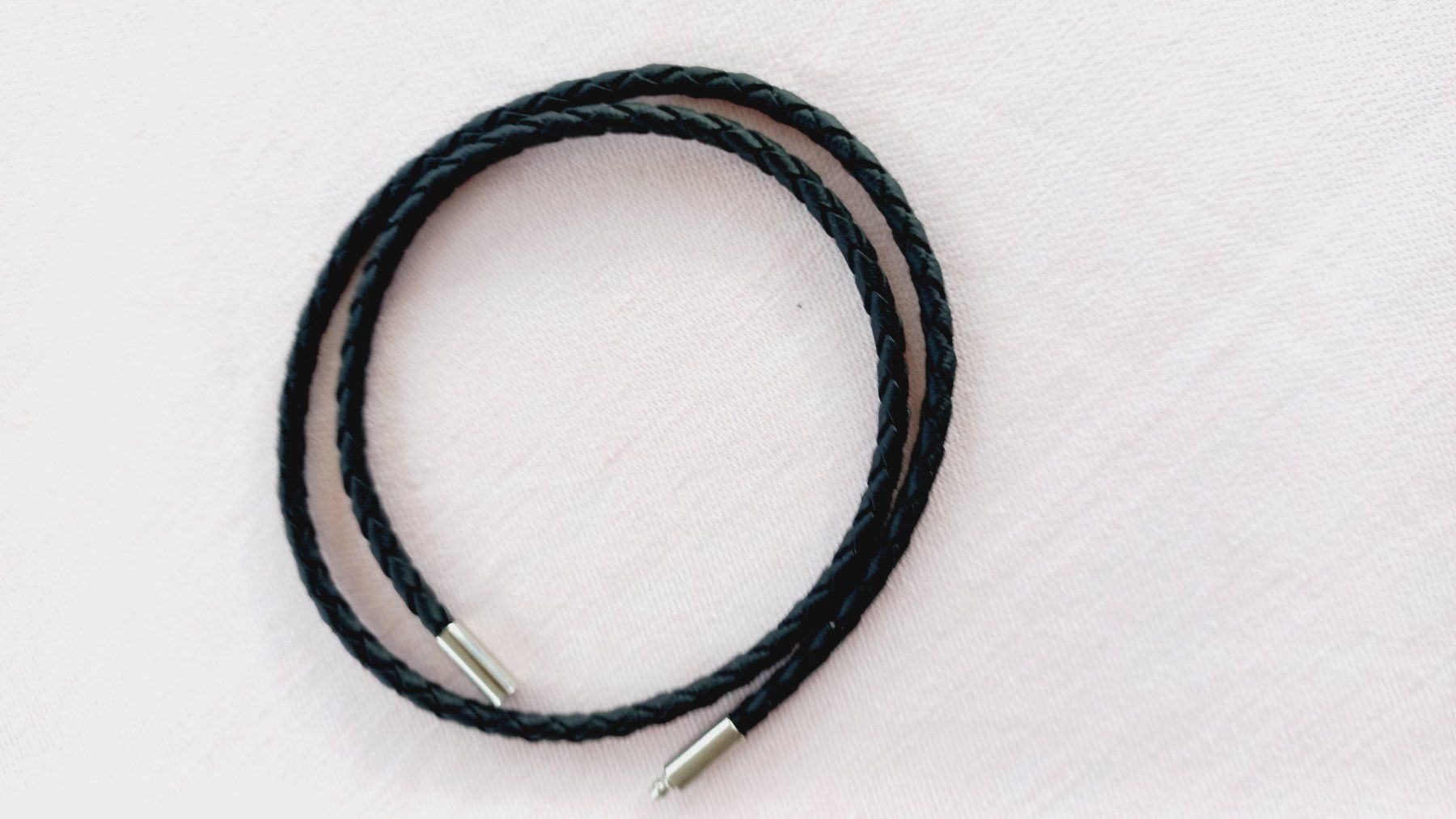 Ketten: Kordel  Halsband 44cm – Neu und originalverpackt aus Winistorf von acreativ