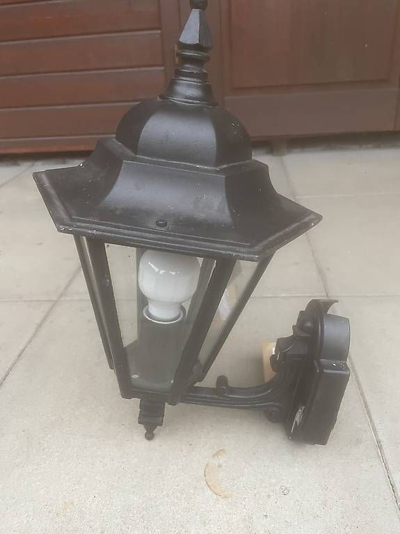 Lampade: Lampade esterne da parete – Usato da Iragna venduto da Hiuston 1