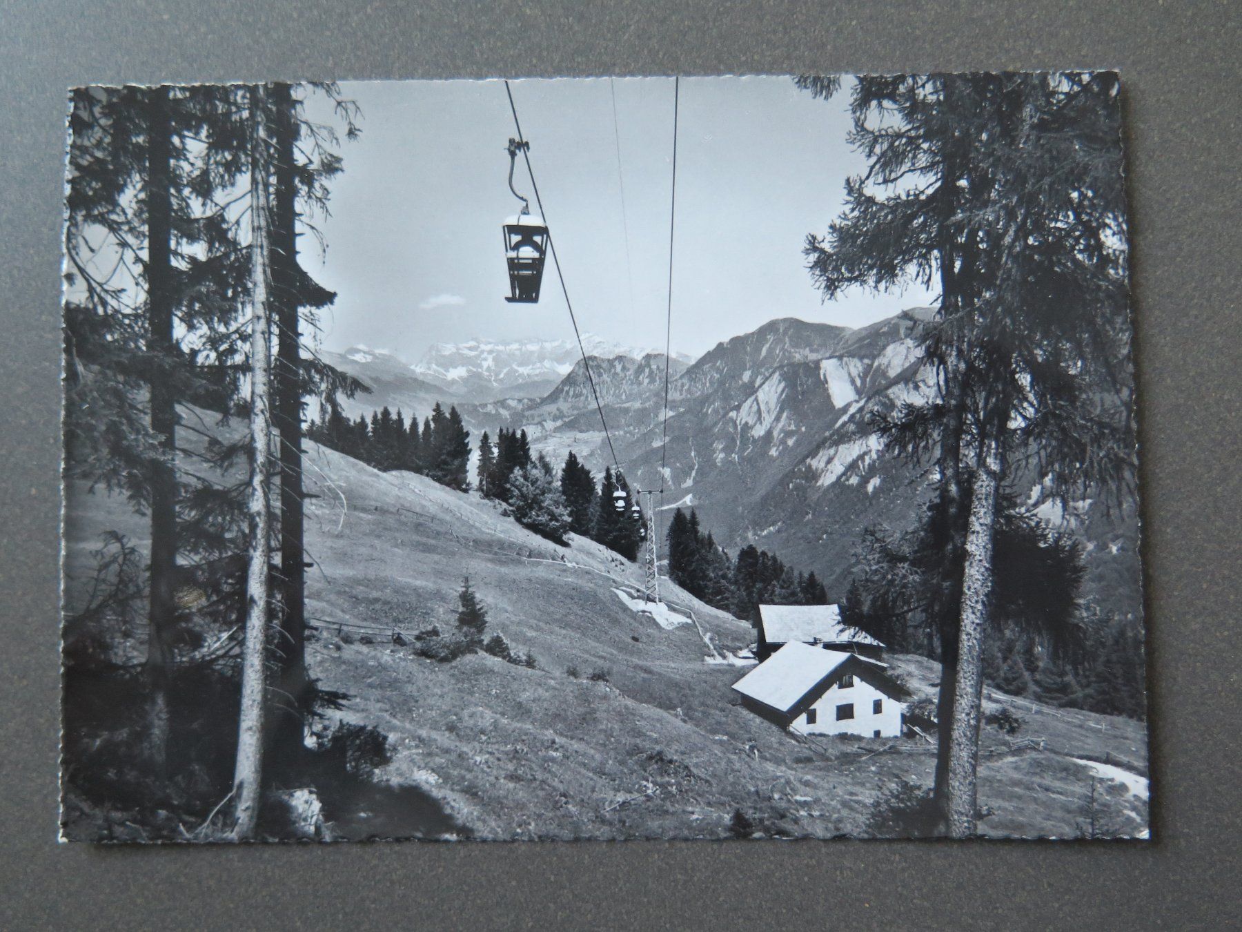 Cartoline postali: BRAMBRÜESCH - GONDELBAHN - BLICK INS FÜLIAN – Usato da Wittenbach venduto da lipasal