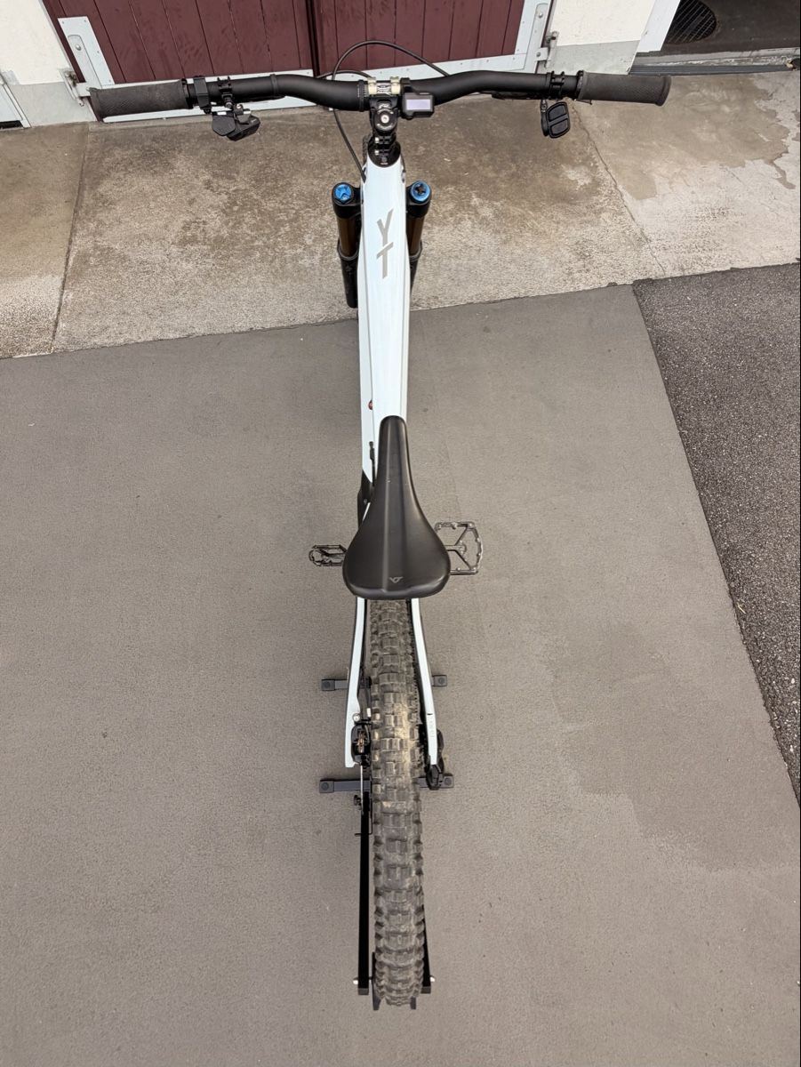 YT Velos: YT DECOY MX 4 + extra Akku – Gebraucht aus Spiez von jer_ns6x 4