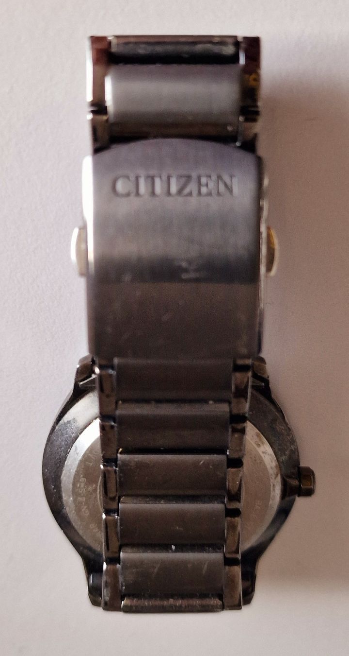 Citizen Orologi: citizen eco drive schwarz neuwertig – Nuovo (secondo la descrizione) da wetzikon venduto da Bestedienste 4