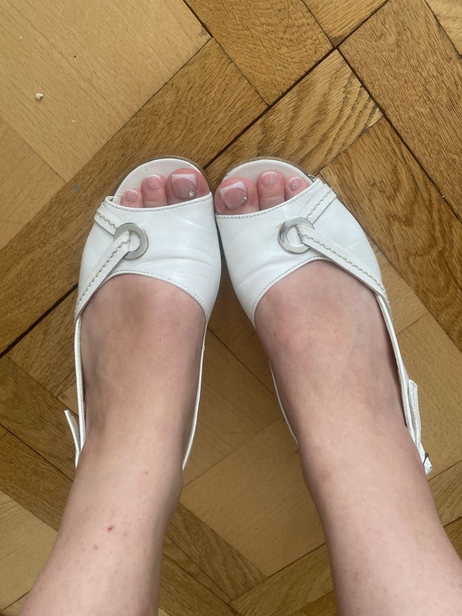 Gabor Damenschuhe: Gabor Sandalen weiss Leder Grösse 37  – Gebraucht aus Zürich von mar_zn2k 1
