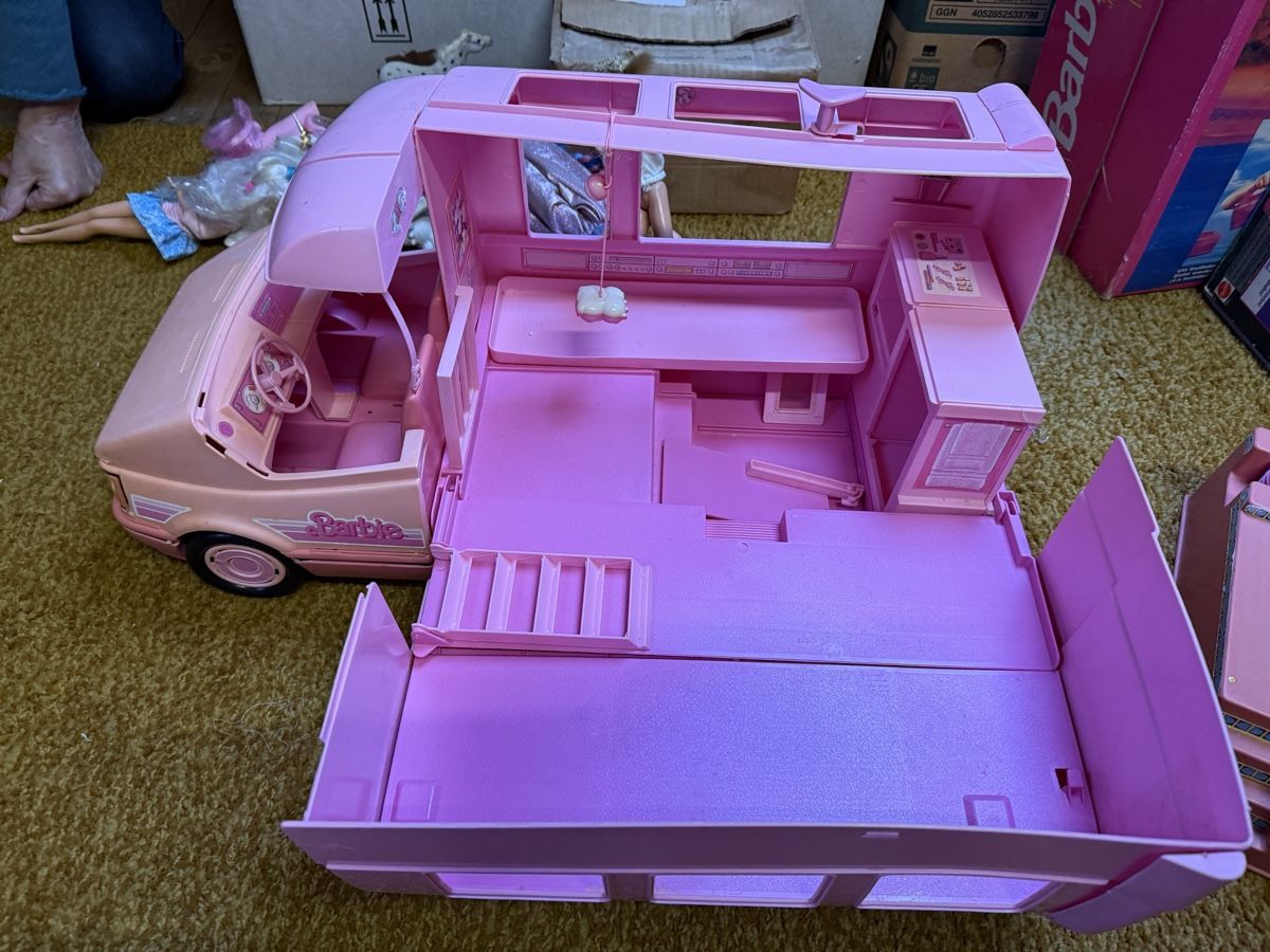 Spielzeuge: Barbie Magic Van Traummobil mit Pool Originalverpackung – Gebraucht aus Füllinsdorf von bruri76 2
