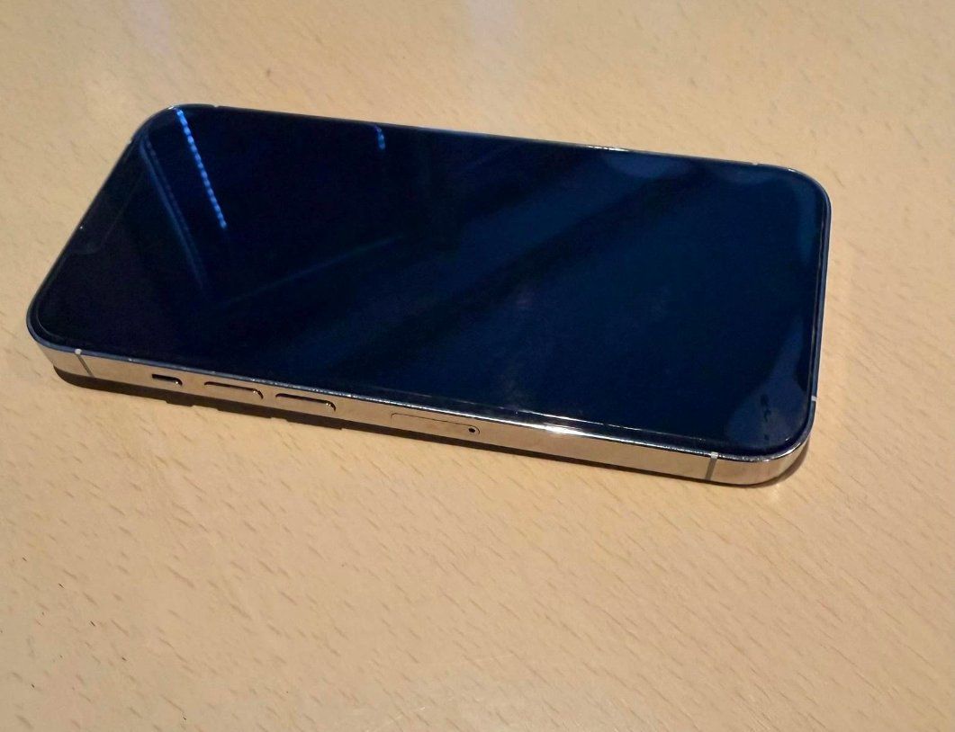 Apple Handys / Smartphones: iPhone 13 Pro (512GB) Akku 98% – Gebraucht aus Luzern von Waince786 1
