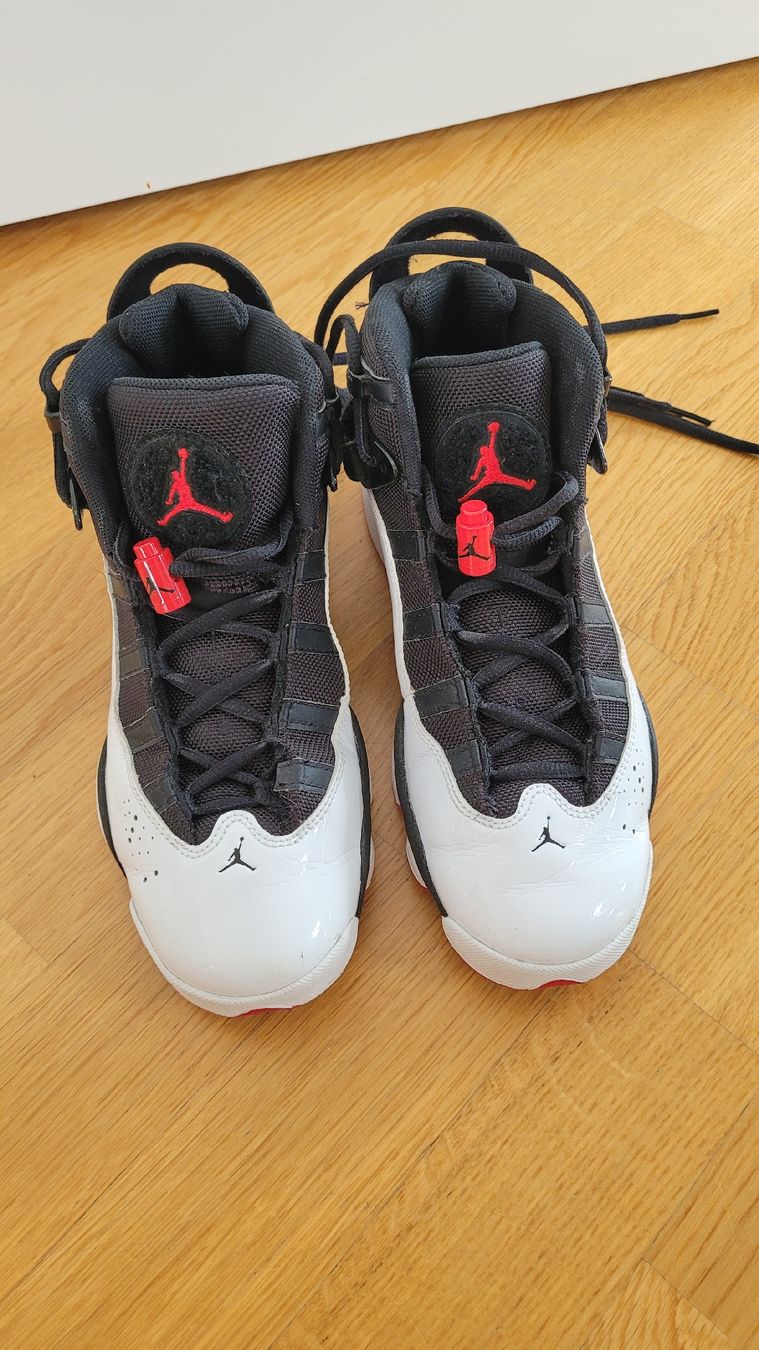 Jordan Scarpe per ragazzi: Basketball Schuhe gr.38.5 – Usato da Winkel venduto da Madziacz 1