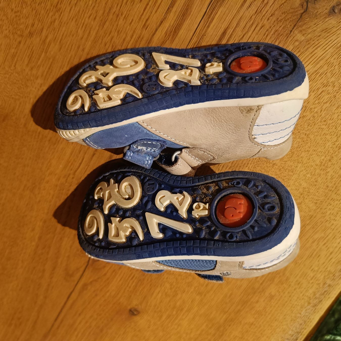 Elefanten Schuhe für Jungen: Schuhe Grösse 21 – Gebraucht aus Jaberg von urig17. 2