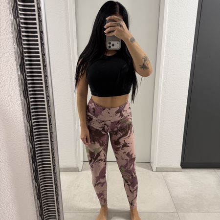 Stylish Patterned Leggings S/M