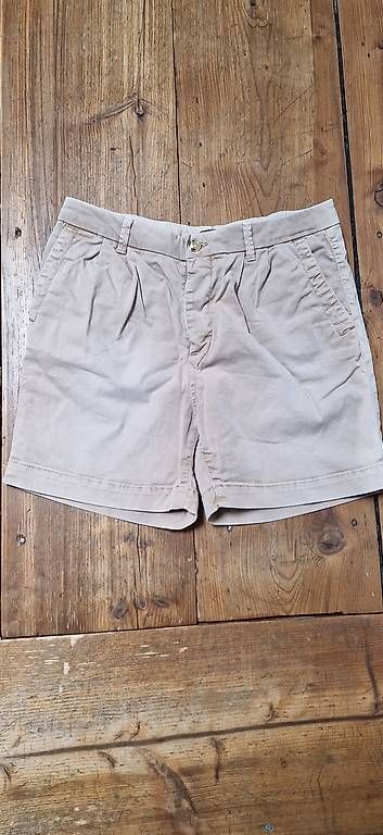 Pantaloni: Beige Monocrom Shorts, Gr. 27 – Usato da Zürich venduto da ninni_me