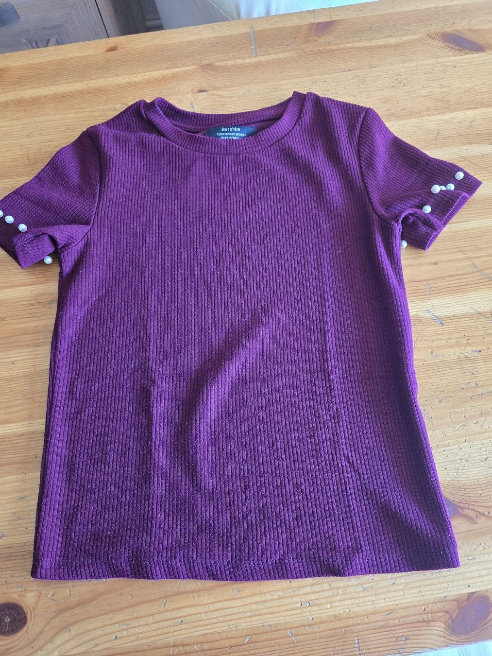 Camicette, T-shirt & Top: t shirt – Nuovo (secondo la descrizione) da Matten b. Interlaken venduto da sonnyboy22