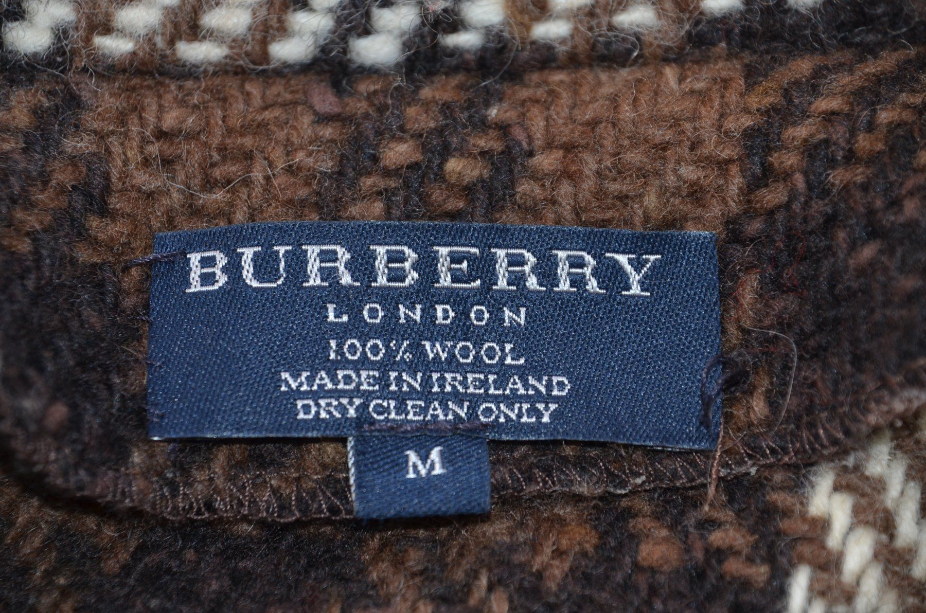 Burberry Giacche: Burberry Poncho 100% Wolle / laine – Usato da Collonges venduto da Auganien 3
