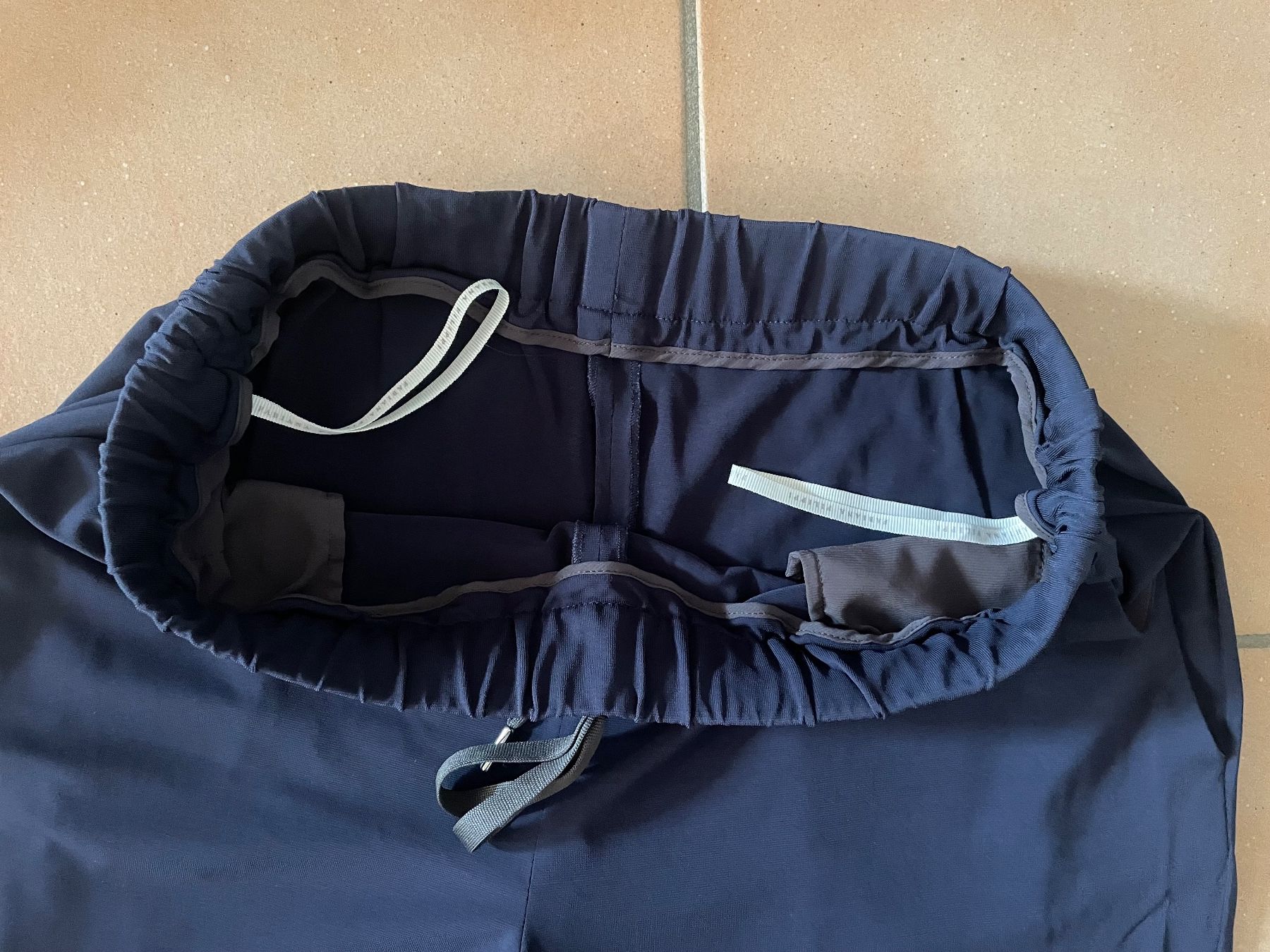 Fabiana Filippi Pantaloni: Fabiana Filippi Hose dunkelblau Luxus Basic – Usato da Clarens venduto da Lois86 2