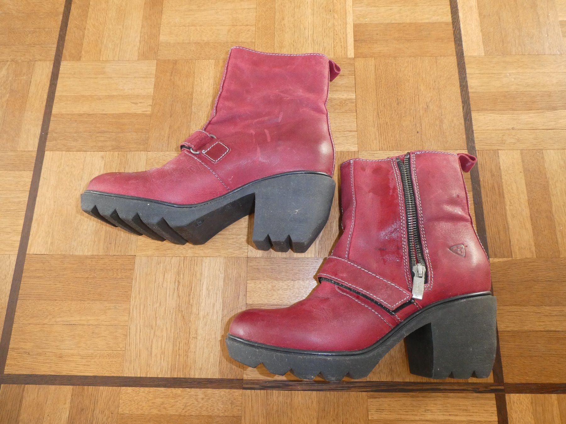Tamaris Damenschuhe: Stiefeletten mit Absatz, Grösse 37 Tamaris – Gebraucht aus Forch von hansli9 1